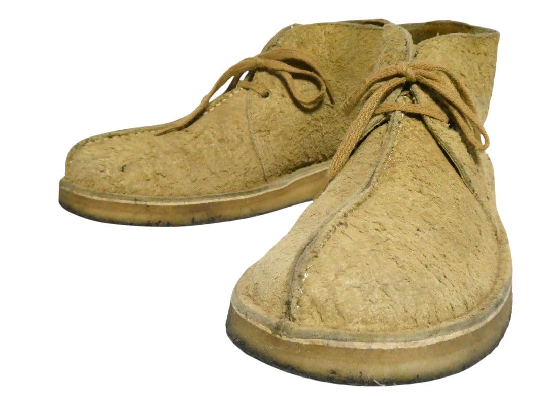 人気モデル！美品！クラークスClarksデザートトレックハイ27.5ベージュ