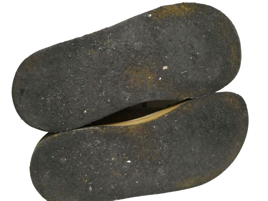 人気モデル！美品！クラークスClarksデザートトレックハイ27.5ベージュ