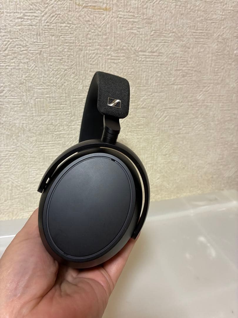 ヘッドホン Sennheiser Momentum 4Wireless