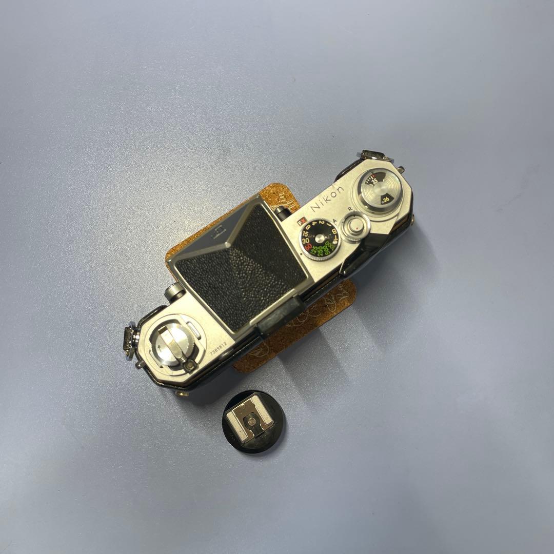 緊急処分綺麗なNikon F(富士山三角ファインダー)／作例あり