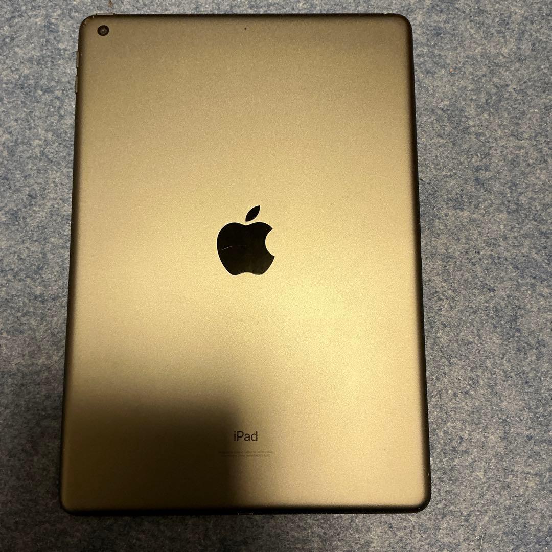 Apple iPad 第9世代　スペースグレー 本体　Wi-Fiモデル