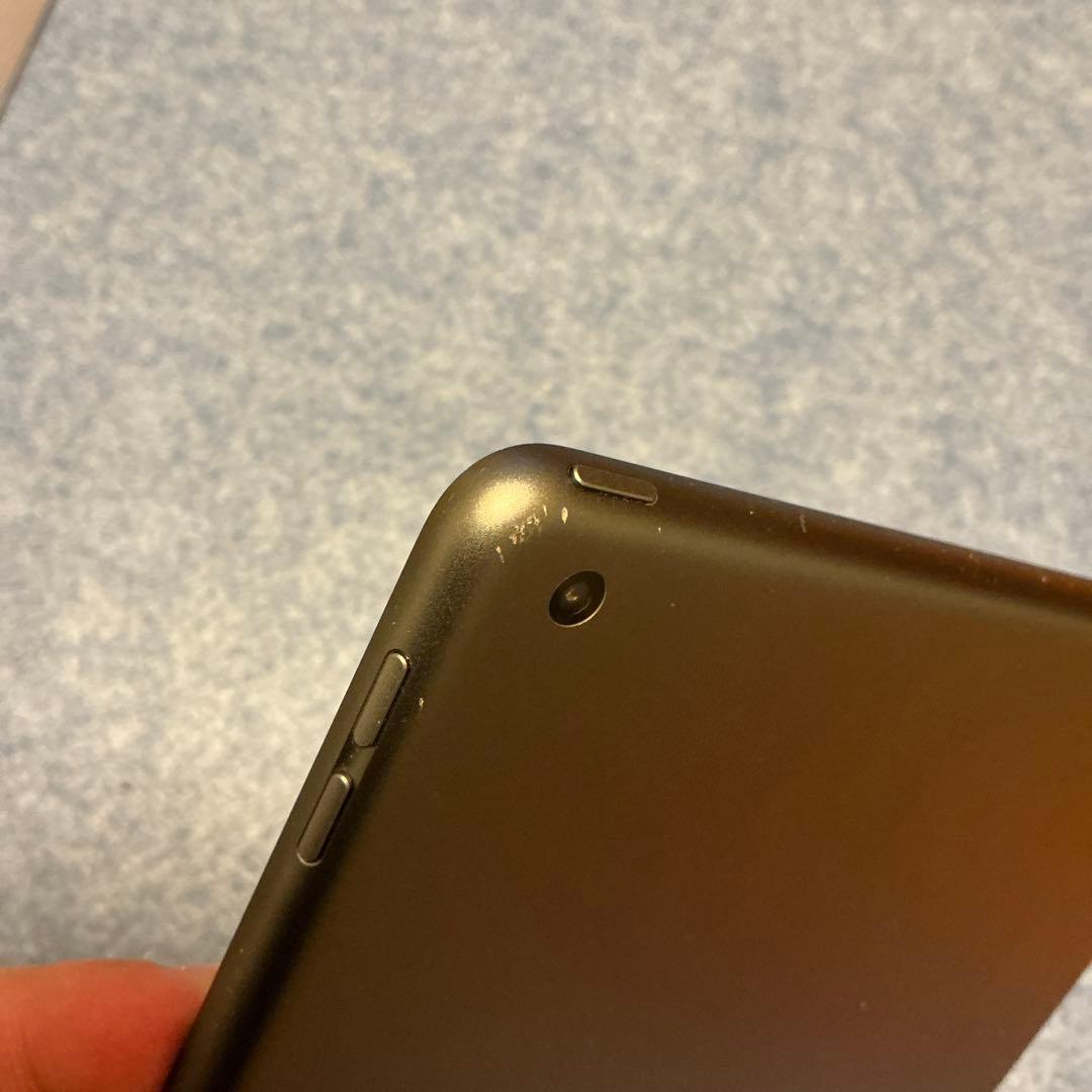 Apple iPad 第9世代　スペースグレー 本体　Wi-Fiモデル