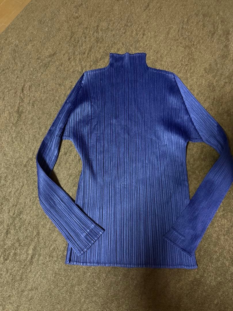 イッセイミヤケ プリーツプリーズ トップス