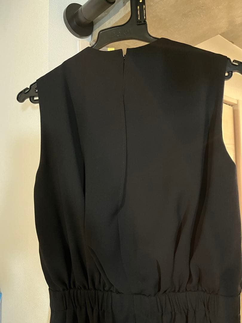 AIMER ブラック オールインワン　ドレス