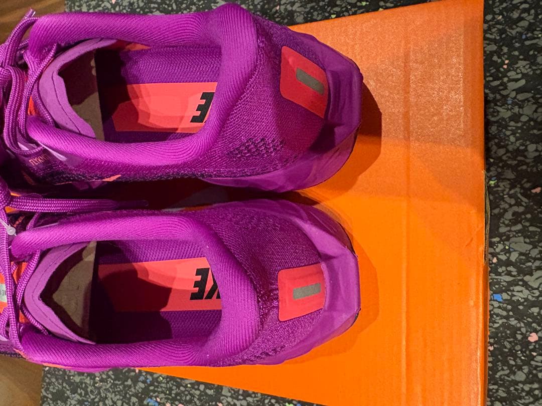 【新品未使用】ナイキ　ペガサスプラス　25.5cm パープル　紫