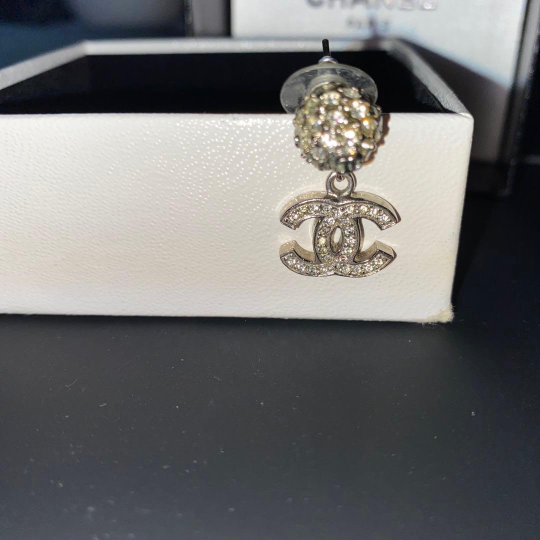 刻印がないタイプ CHANEL ダイヤモンド風ピアス（片耳用）