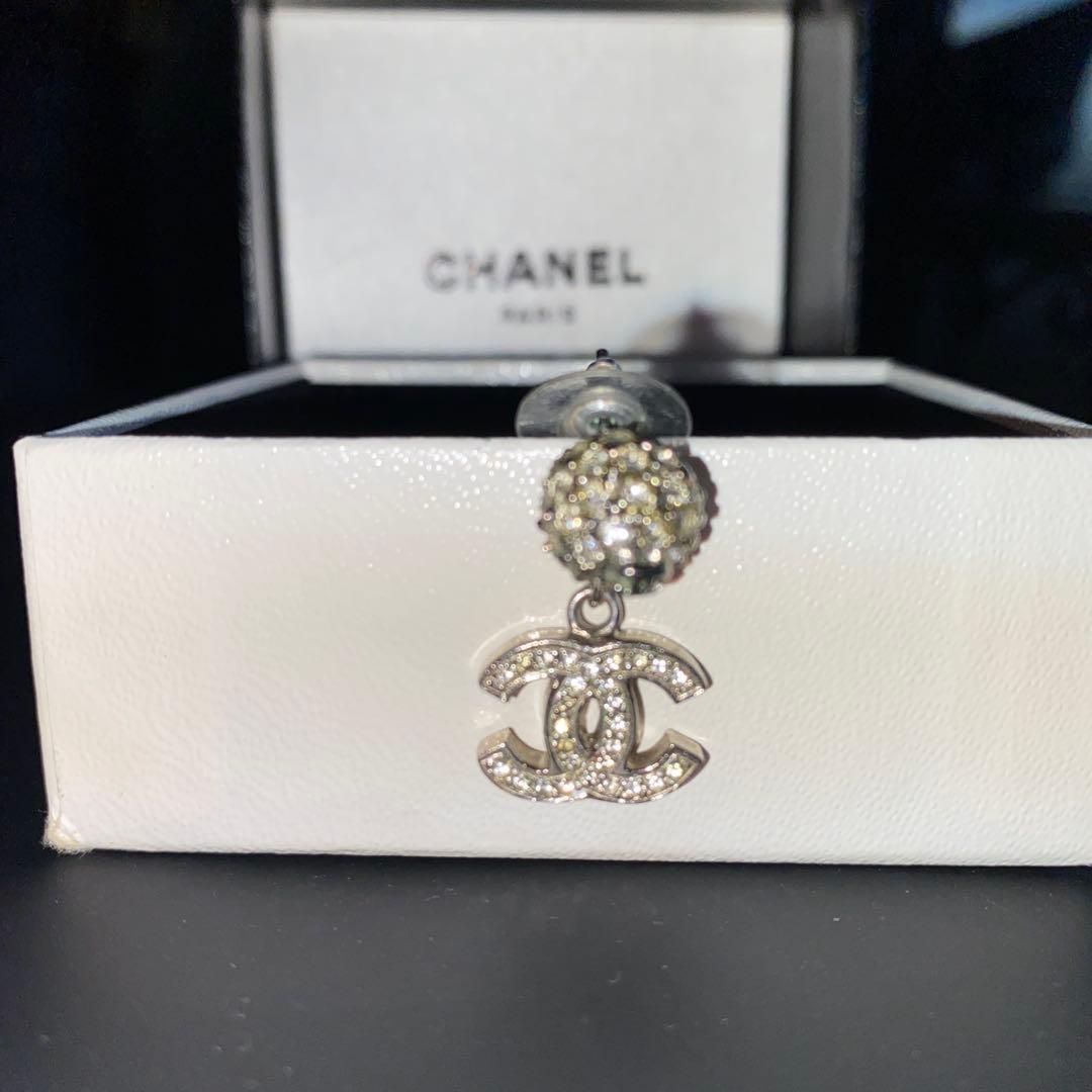 刻印がないタイプ CHANEL ダイヤモンド風ピアス（片耳用）