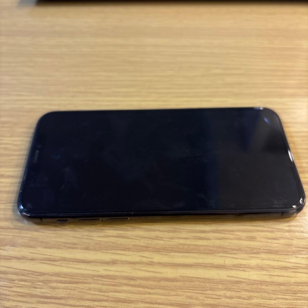iPhone 11 proブラック 本体