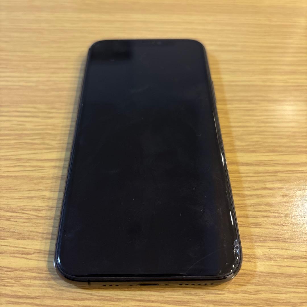 iPhone 11 proブラック 本体
