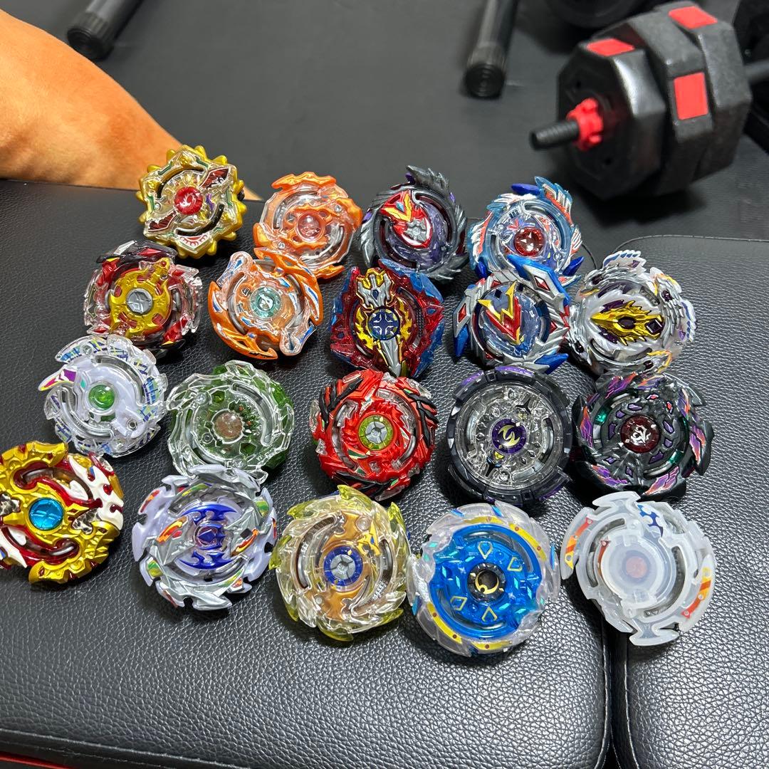 ベイブレード　　19個　その他まとめ売り