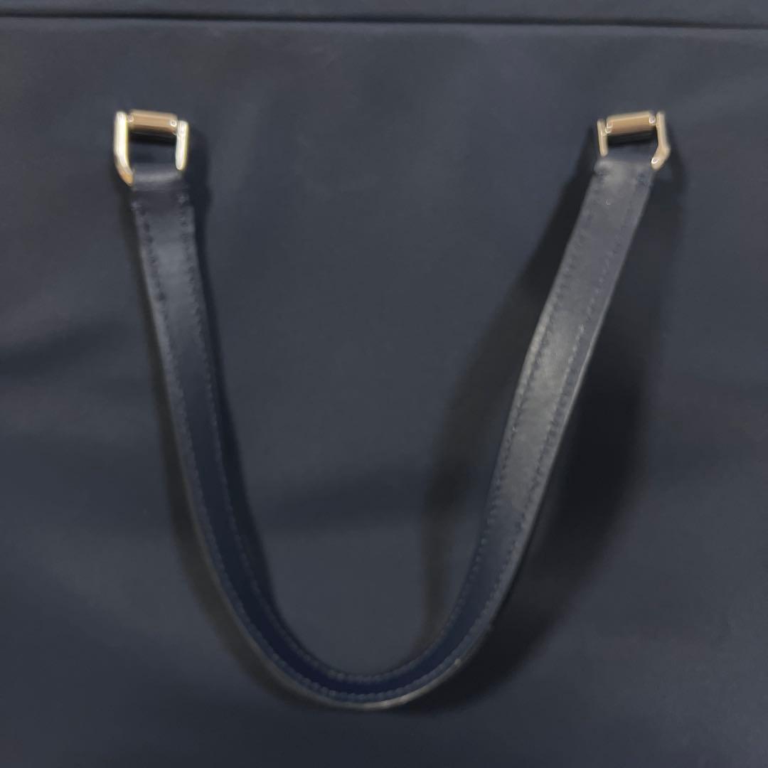 ケイトスペード　ラップトップ　ノートパソコン　バッグ