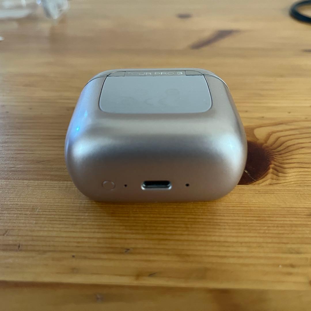 JBL TOUR PRO 3 ラテ　(完動品)