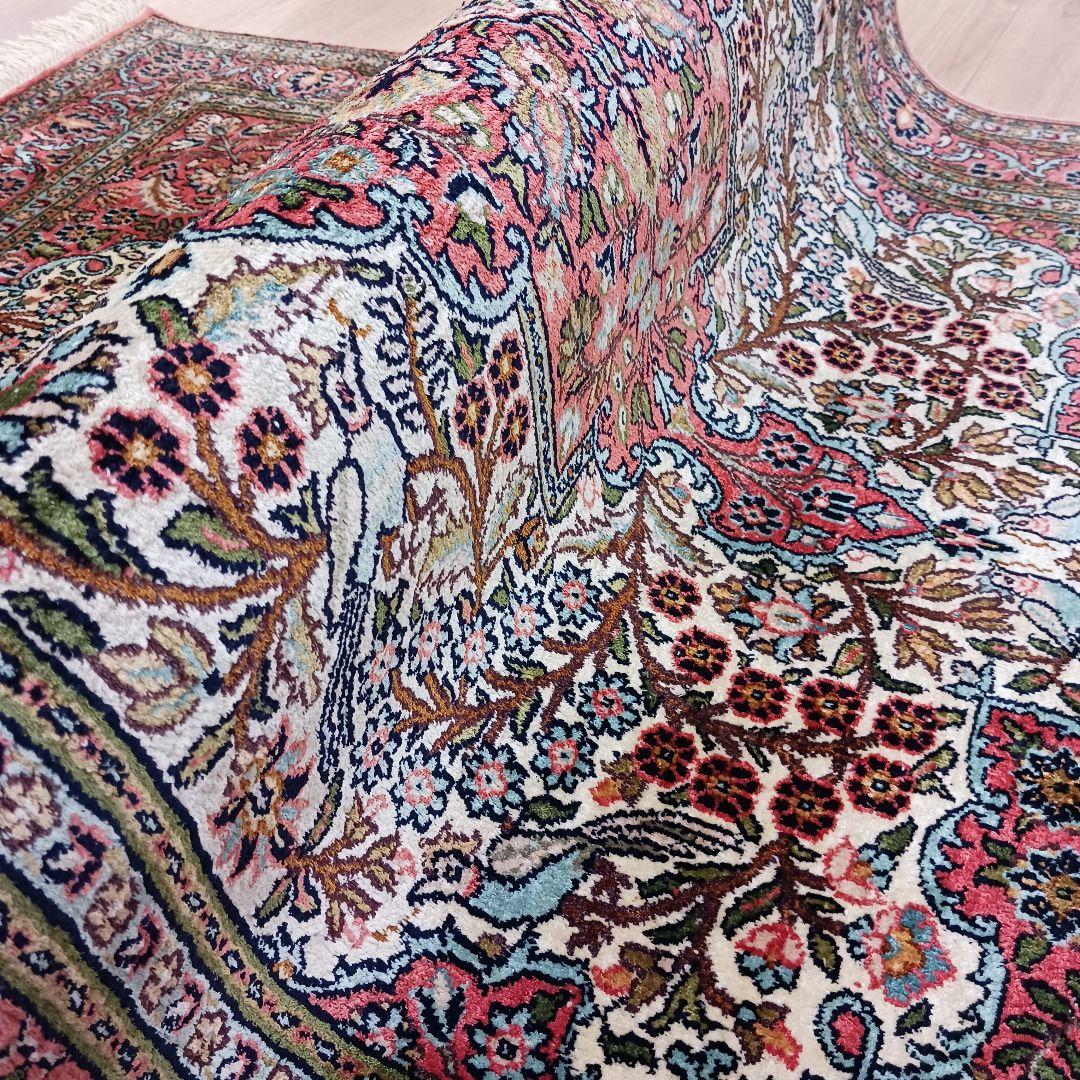 Y3203 インド カシミールシルク 絨毯 手織り 153×94㎝