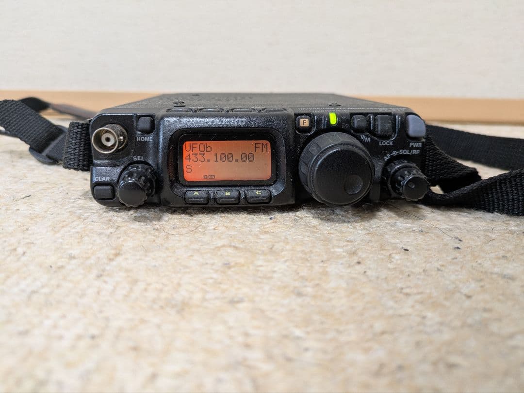 Yaesu FT-817 トランシーバー