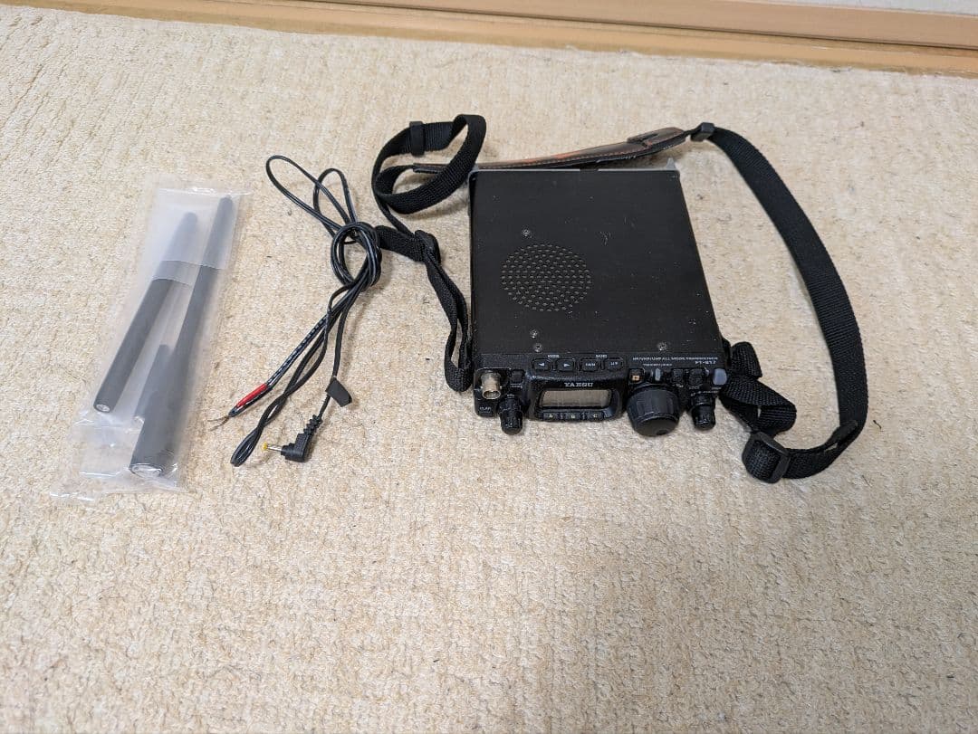 Yaesu FT-817 トランシーバー