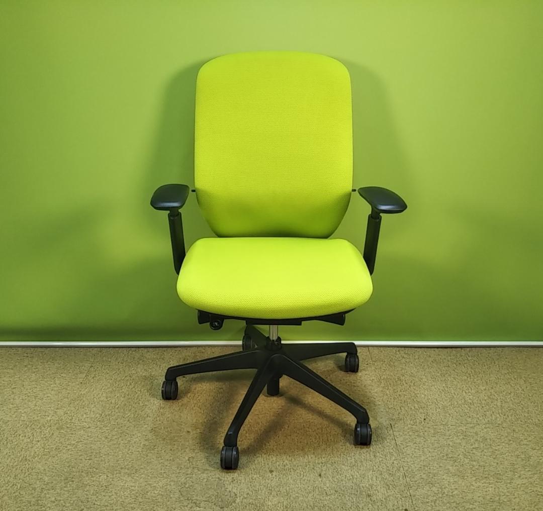 zp　オカムラ　シルフィーチェア　前傾機能　ハイバック　クッションタイプ 中古