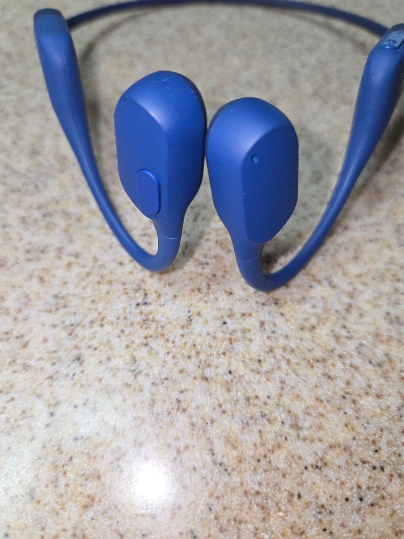 SHOKZ OPENRUN　骨伝導　ブルー