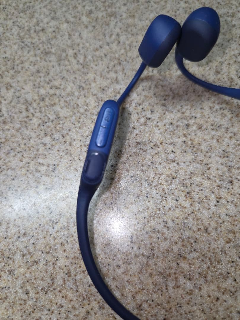 SHOKZ OPENRUN　骨伝導　ブルー