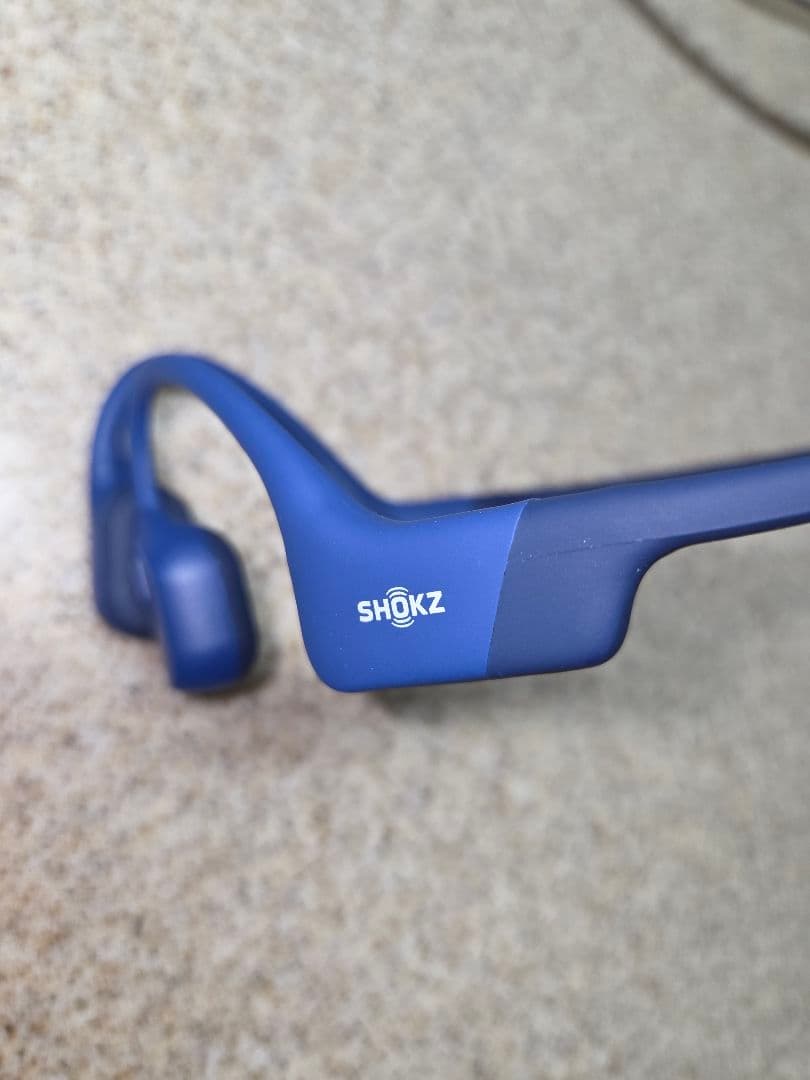SHOKZ OPENRUN　骨伝導　ブルー