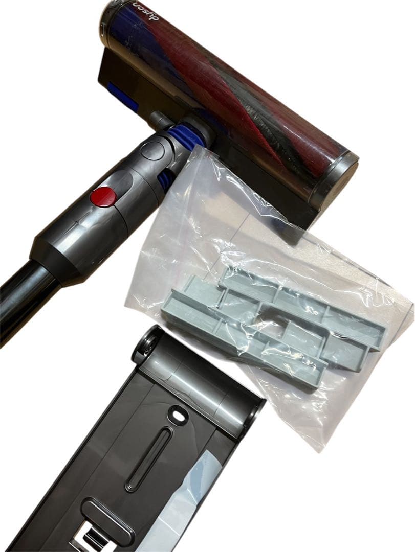 Dyson V12s スティッククリーナー 本体 付属品も付きます