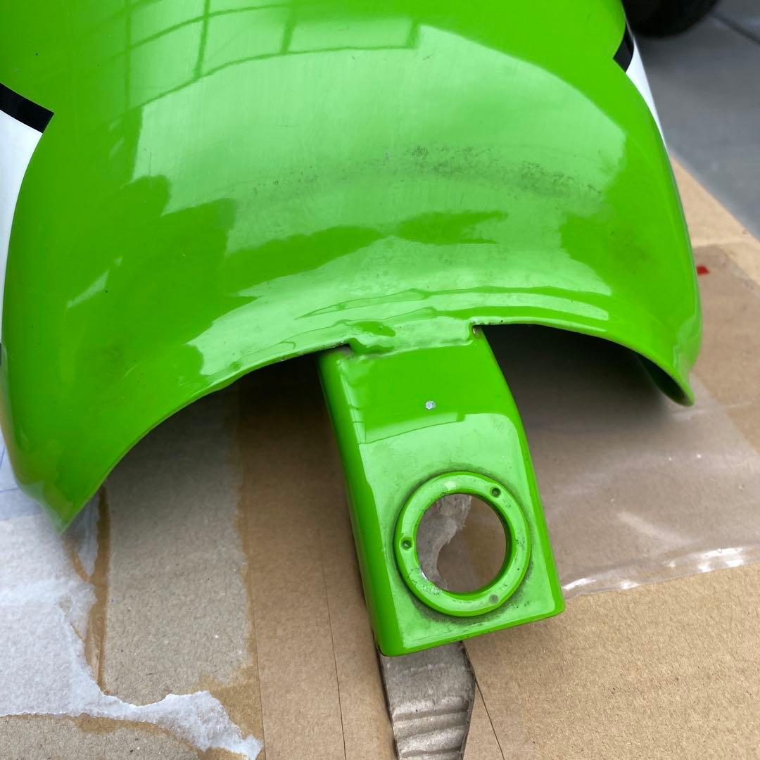 Kawasaki タンク グリーン ホワイトストライプ　250TR キャブ