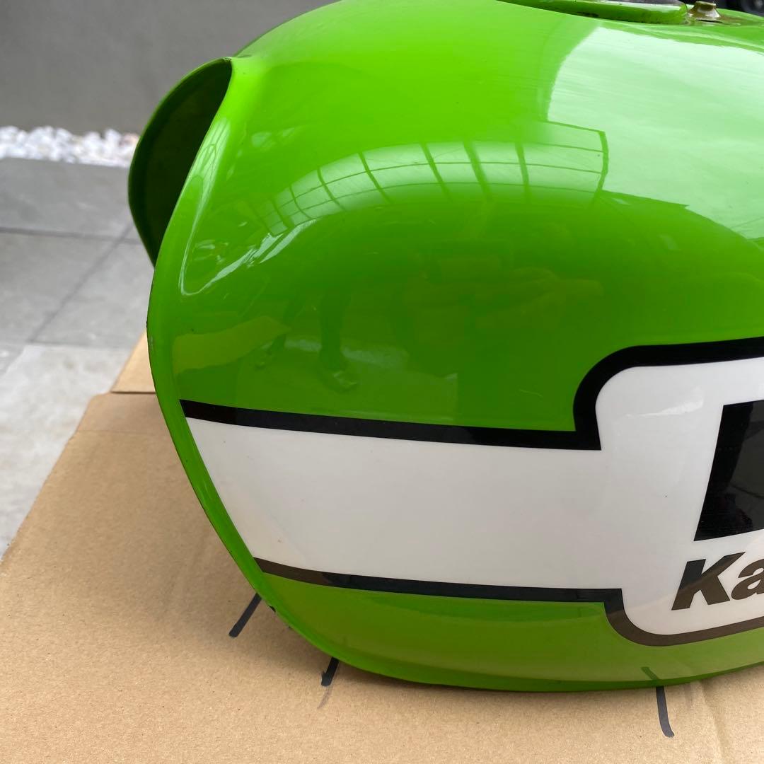Kawasaki タンク グリーン ホワイトストライプ　250TR キャブ