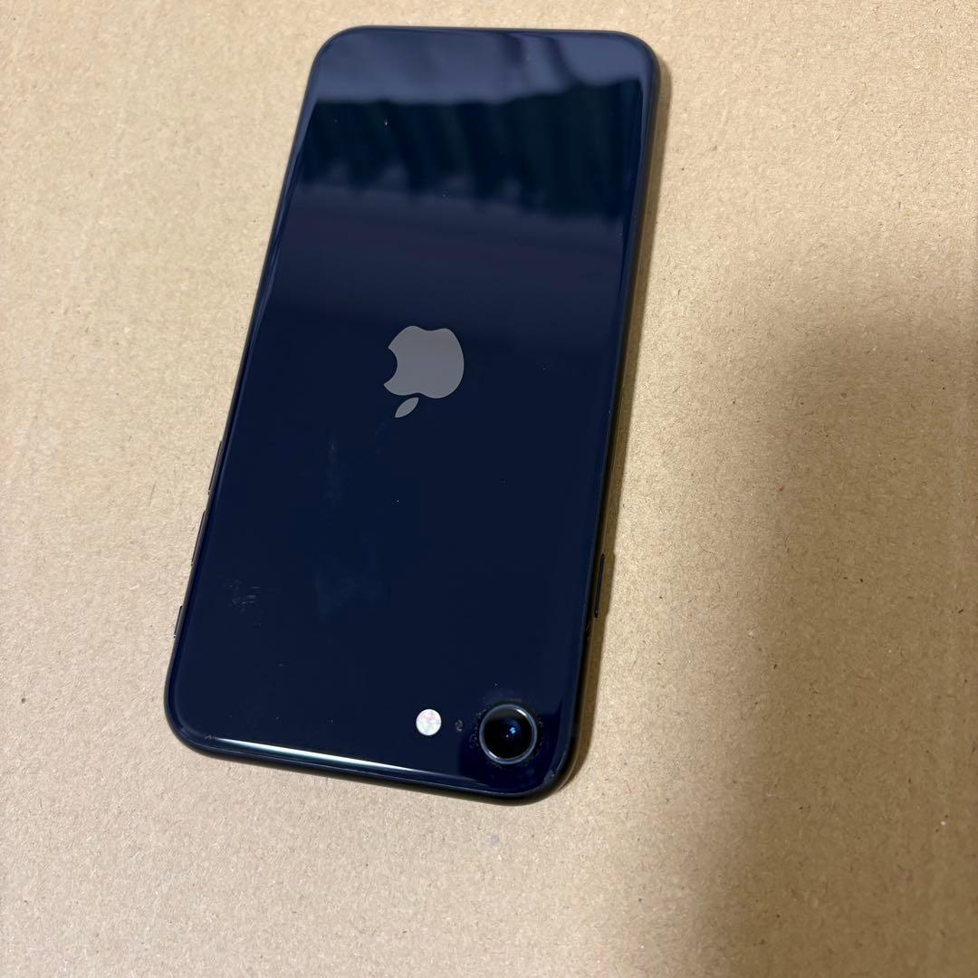 iPhone SE3 64GB黒ミッドナイト