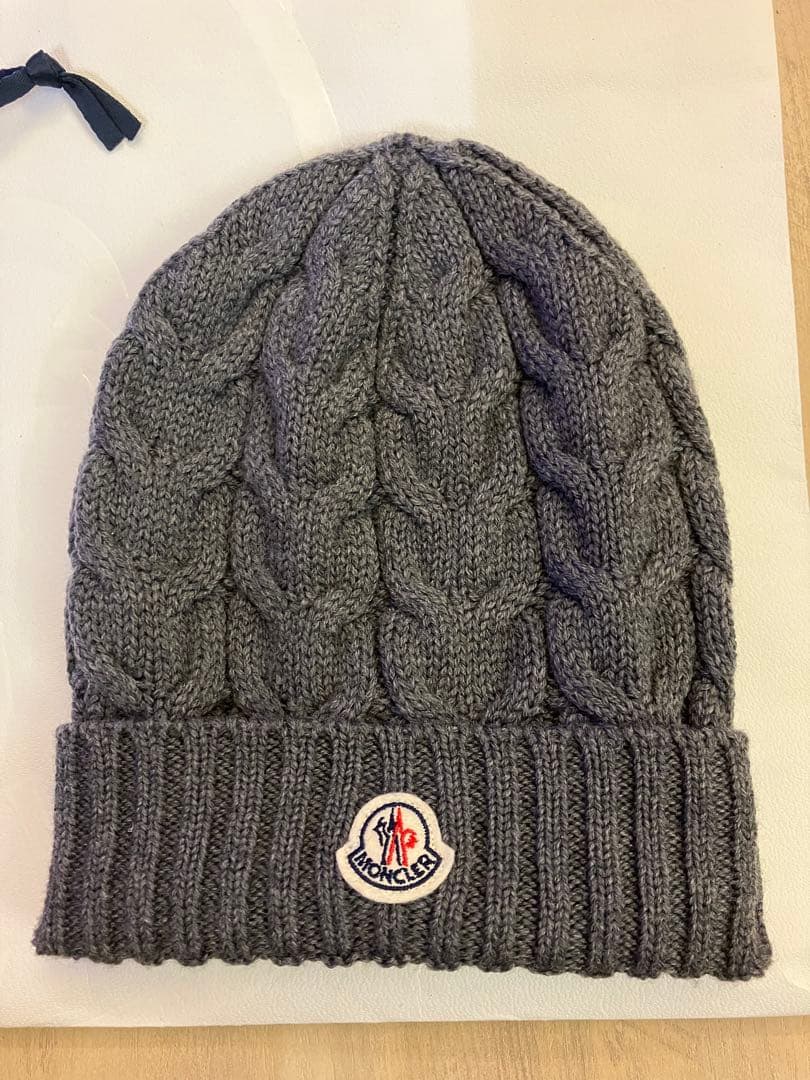 【モンクレールコード認証済】モンクレール　ビーニー　ニット帽　 MONCLER