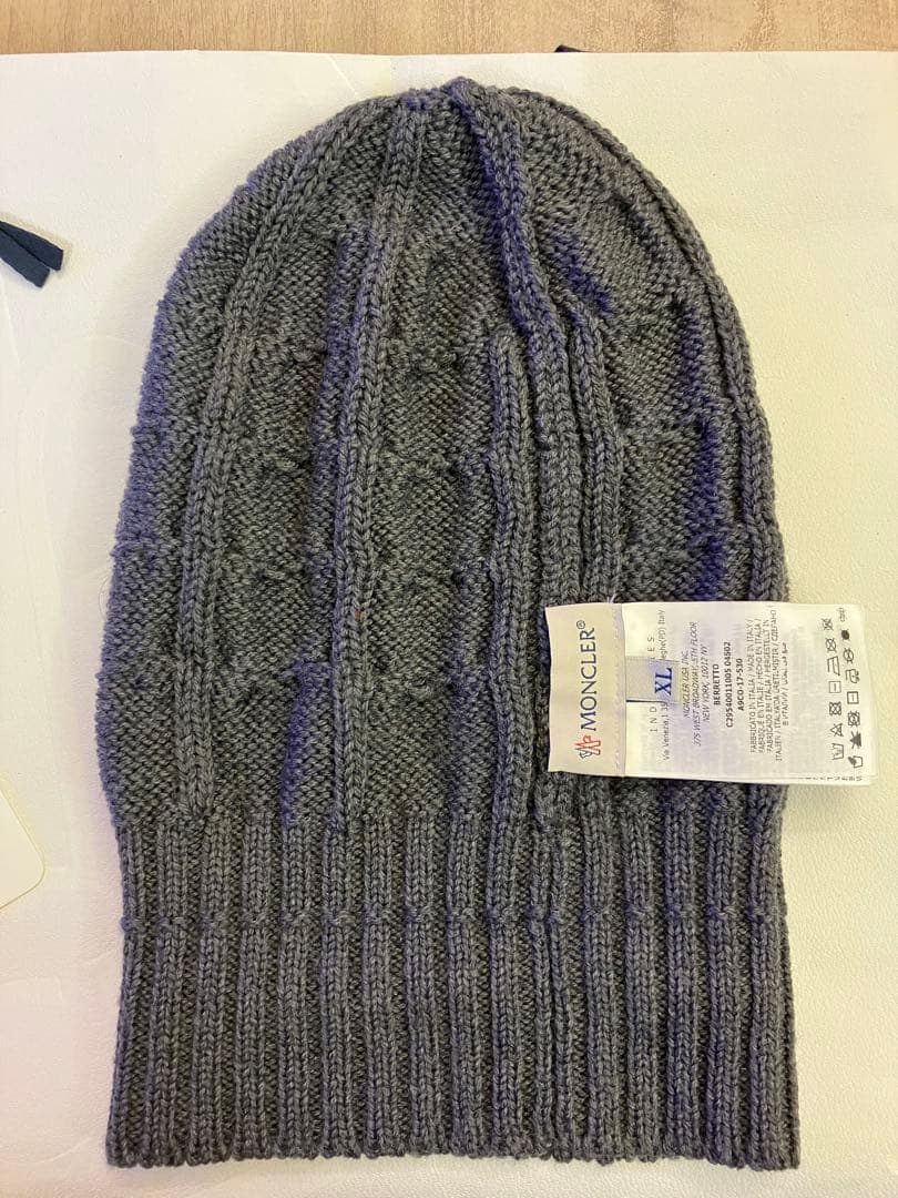 【モンクレールコード認証済】モンクレール　ビーニー　ニット帽　 MONCLER