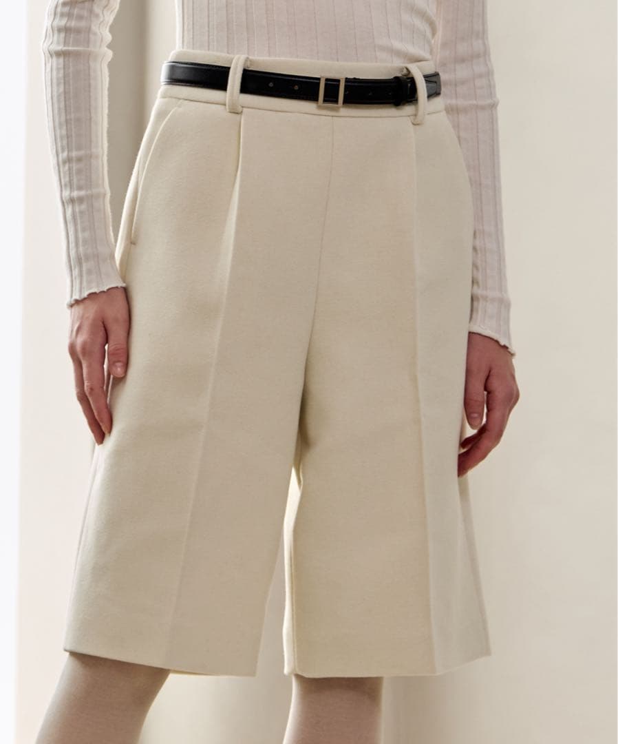 yonfa ヨンファ　バミューダパンツ　ミルク　パンツ