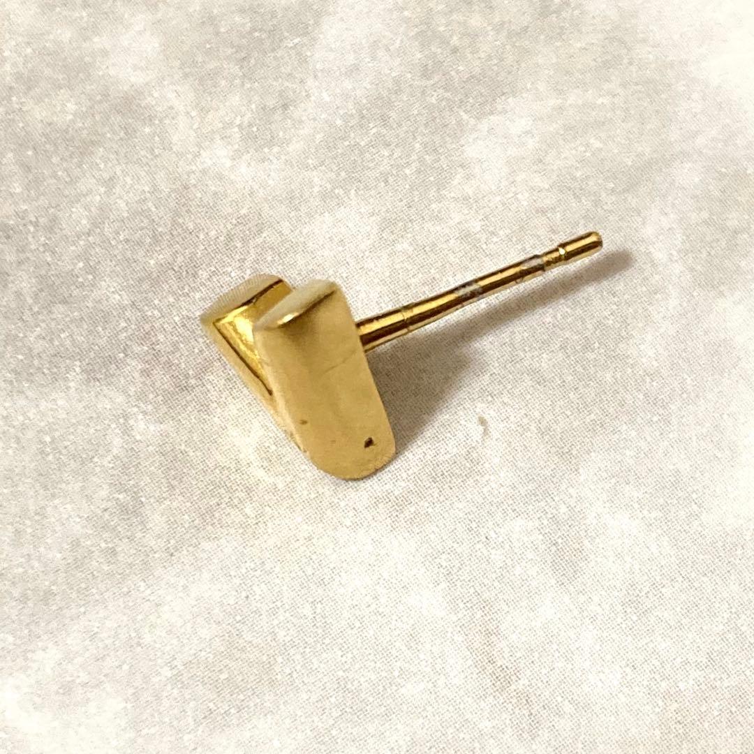 LOUIS VUITTON ゴールドピアス(片耳)