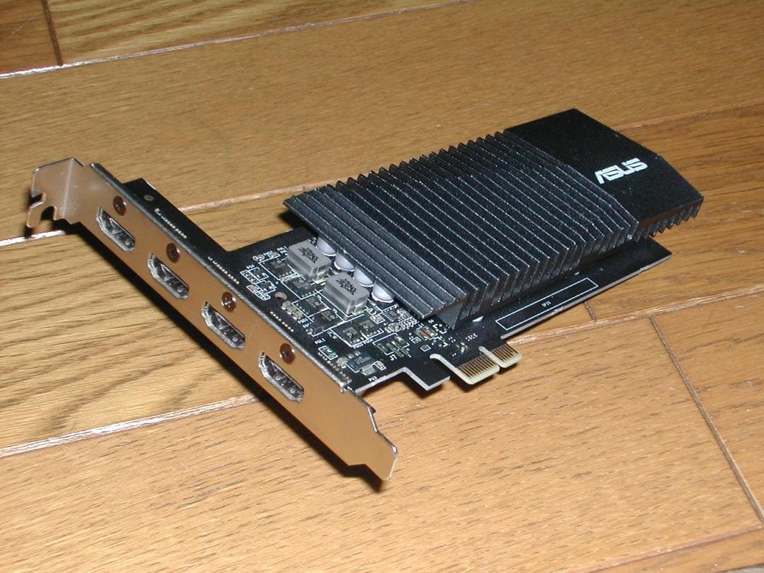 ASUS　GT710-4H-SL-2GD5　ファンレスグラボ　X1接続