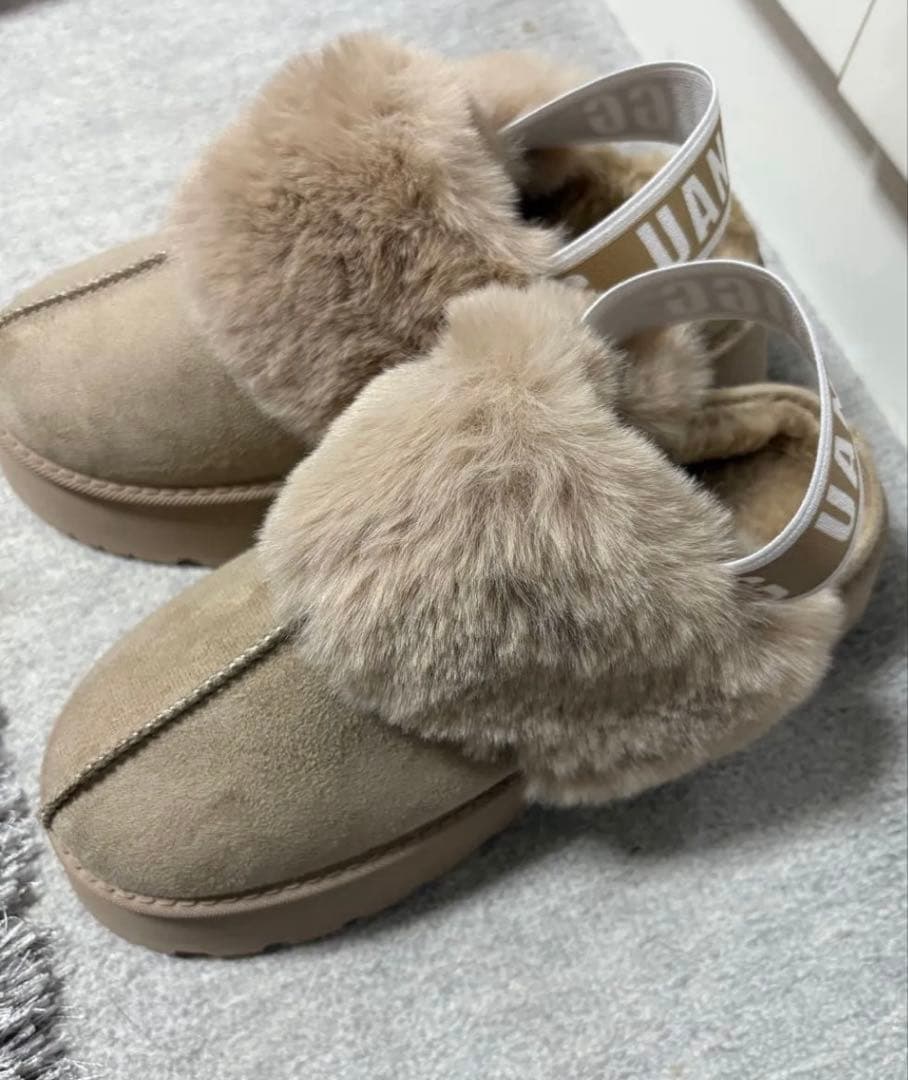 r*a様 Tokyoselect UANAUGG ムートンスエードサンダルSAL