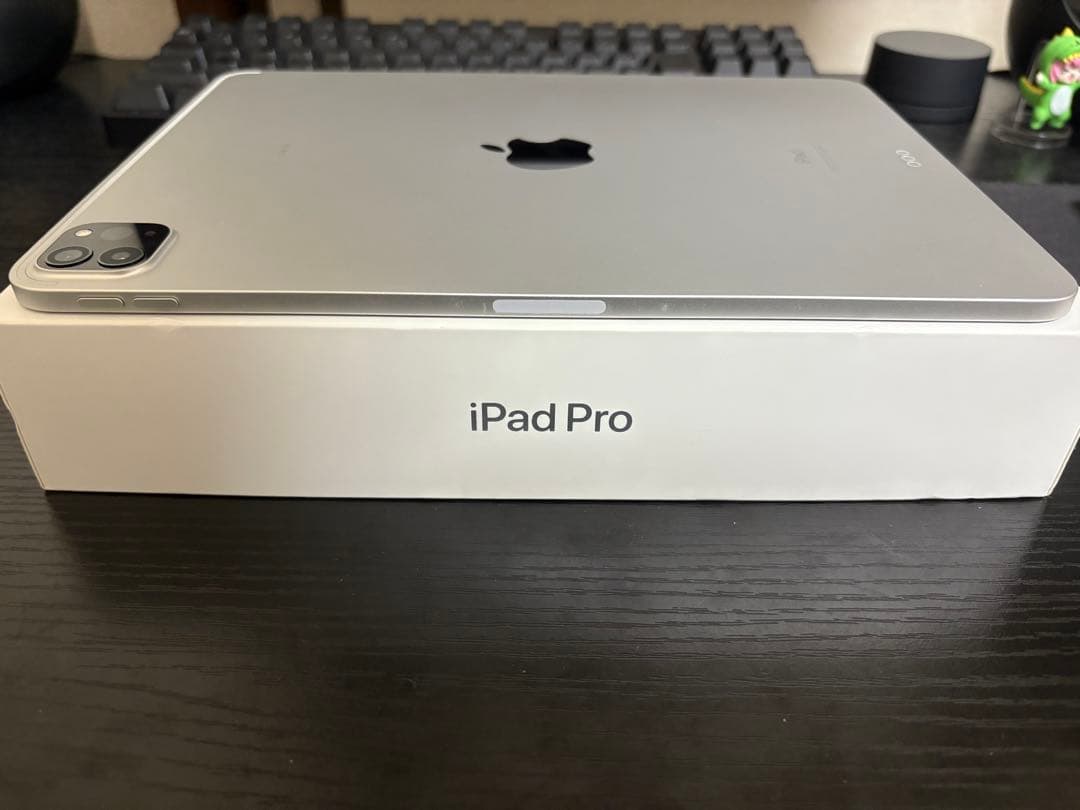 iPad Pro 11インチ 第3世代 バッテリー93% 256GB