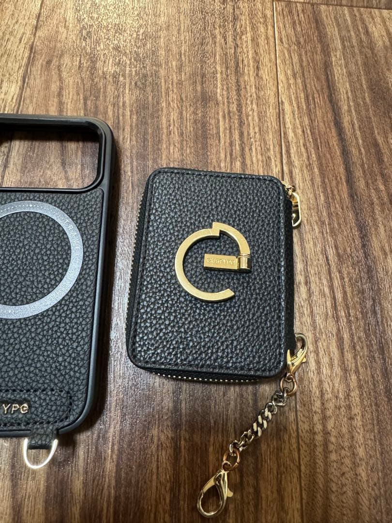 CUSTYPE iPhone17pro ブラック