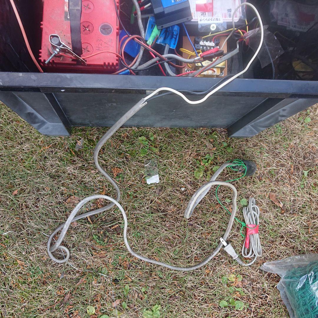 強力電気柵セット、高圧発生装置、ソーラーパネル１０ワット、チャージコントローラー