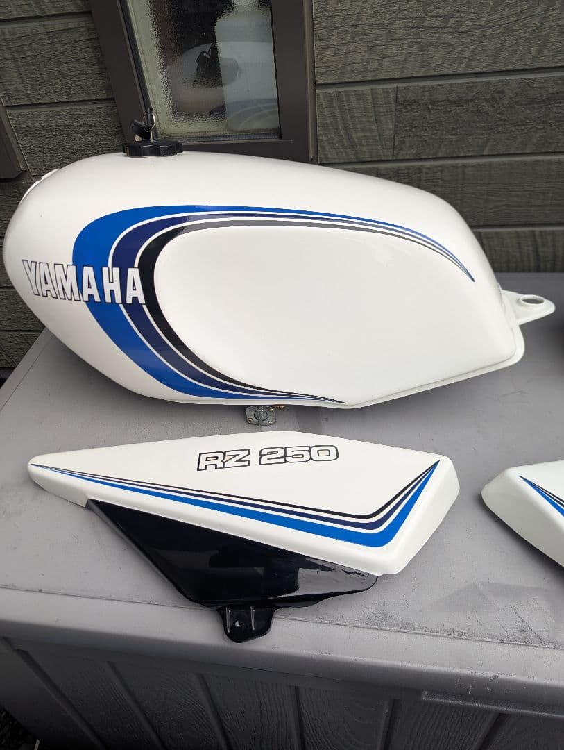 YAMAHA RZ250 タンクとカバーセット