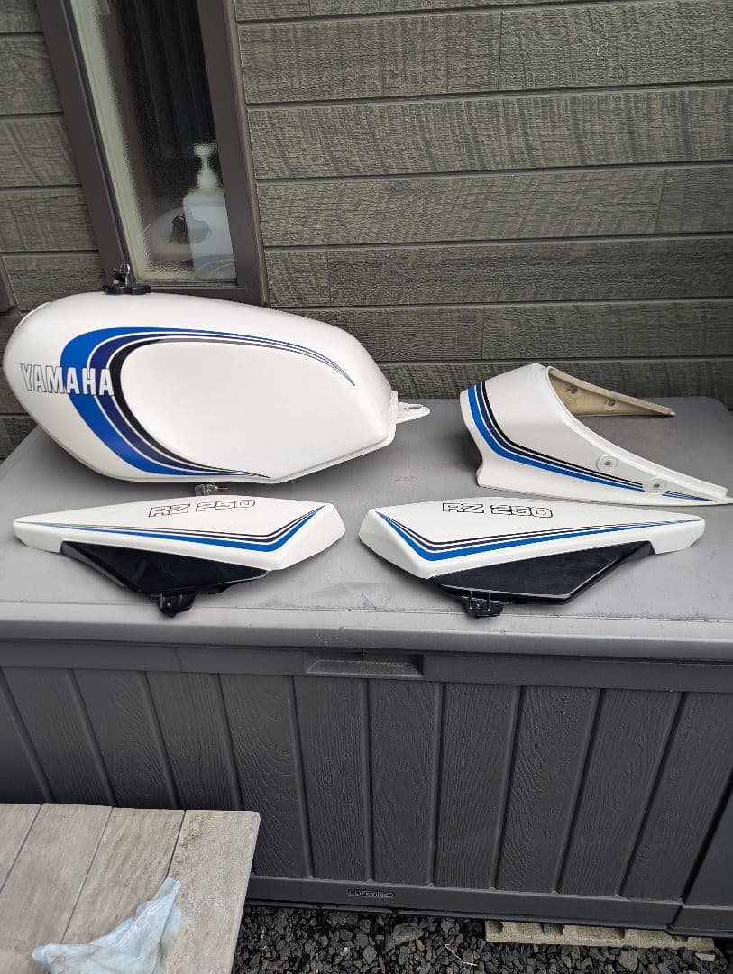 YAMAHA RZ250 タンクとカバーセット