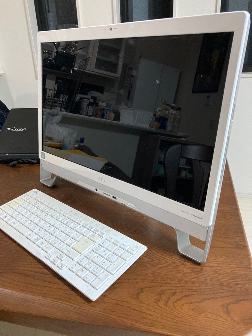 ＰＣ本体　パソコン　希望金額あればコメント下さい