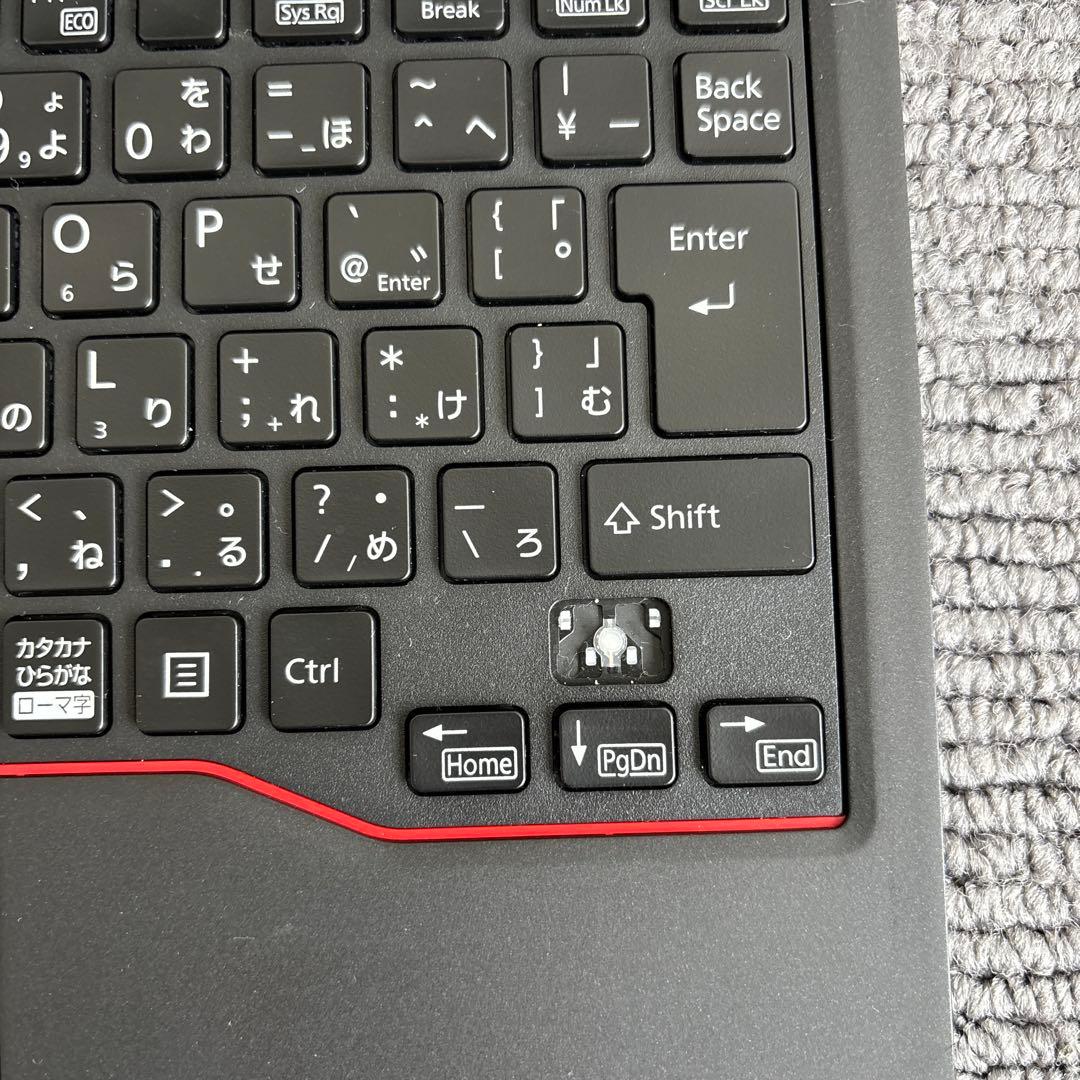 富士通lifebook U7311/F i5-1145G7 メモリ8GB タッチ