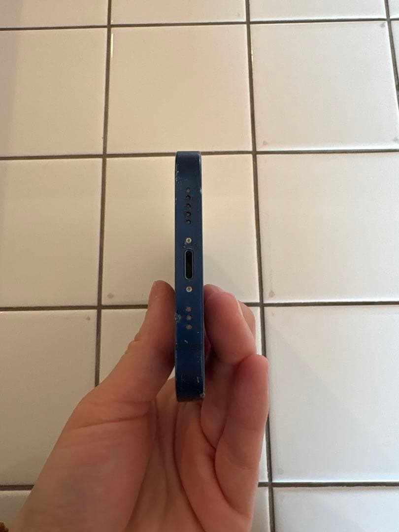 iPhonen12 128GB ブルー