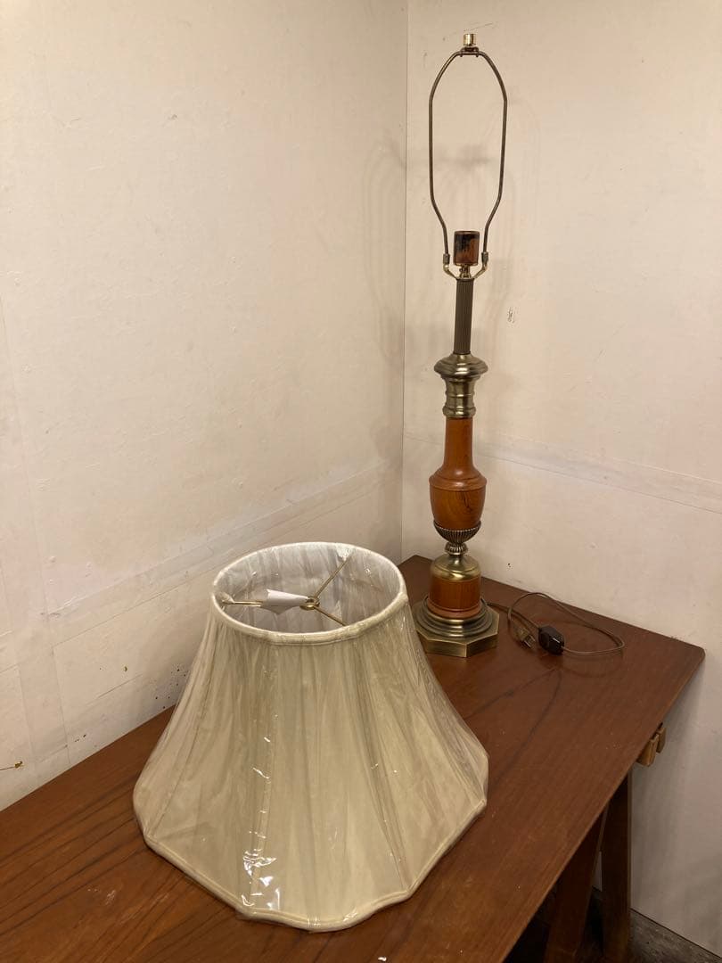 未使用保管品 WILDWOOD LAMP 高級 テーブルランプB「MO9161」