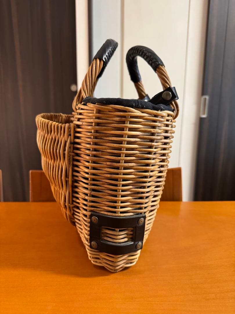 【あきあき】ebagos ポケット付バスケットBLACK