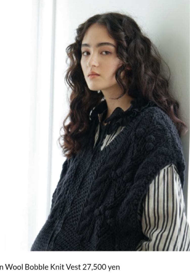 ネストローブ　ペルーボッブルニットベスト　( BLACK)