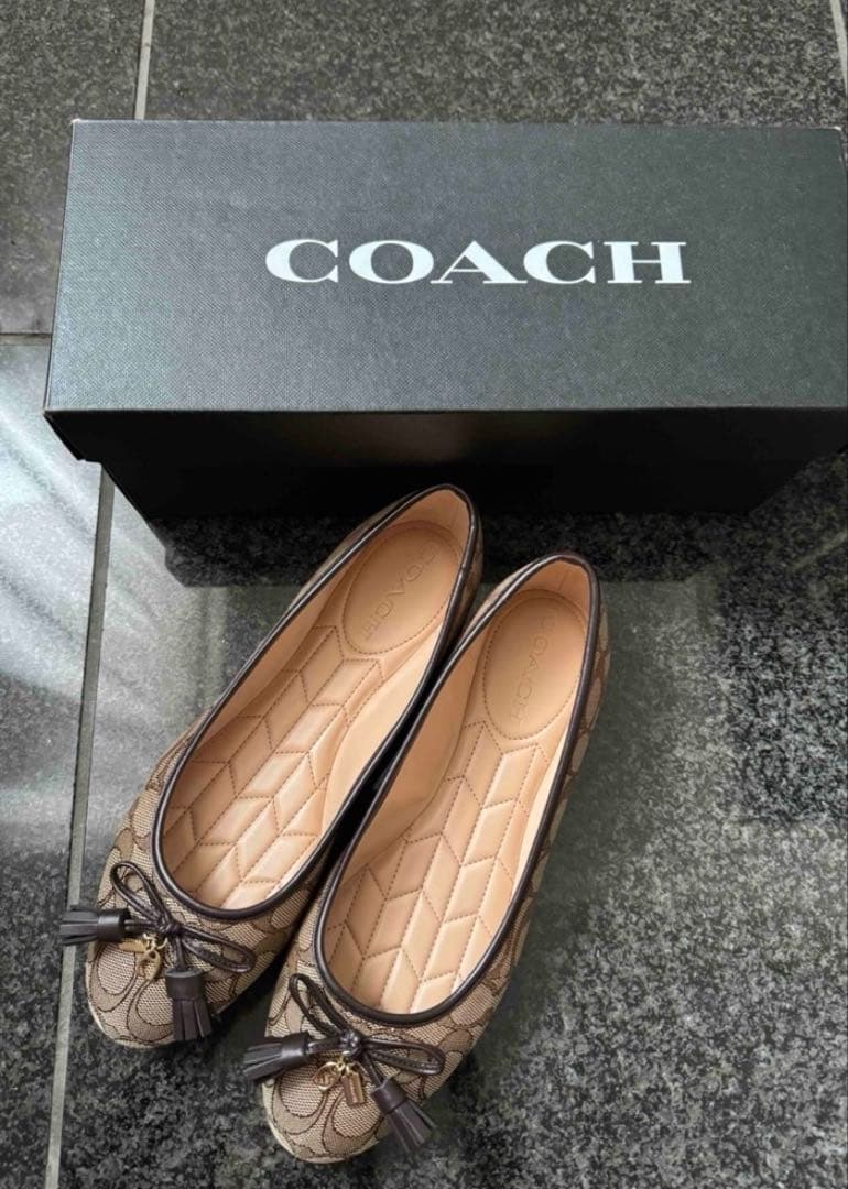 コーチ　フラットシューズ　バレエ　ブラウン　ロゴ　7.5 37 1/2