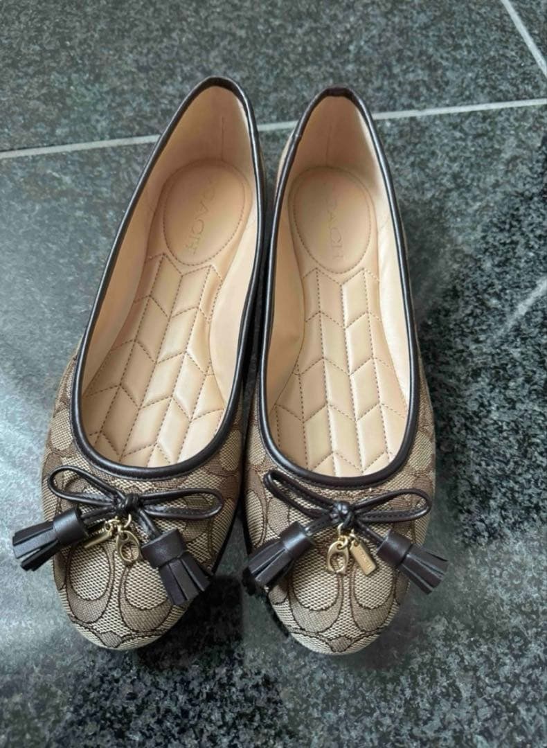 コーチ　フラットシューズ　バレエ　ブラウン　ロゴ　7.5 37 1/2