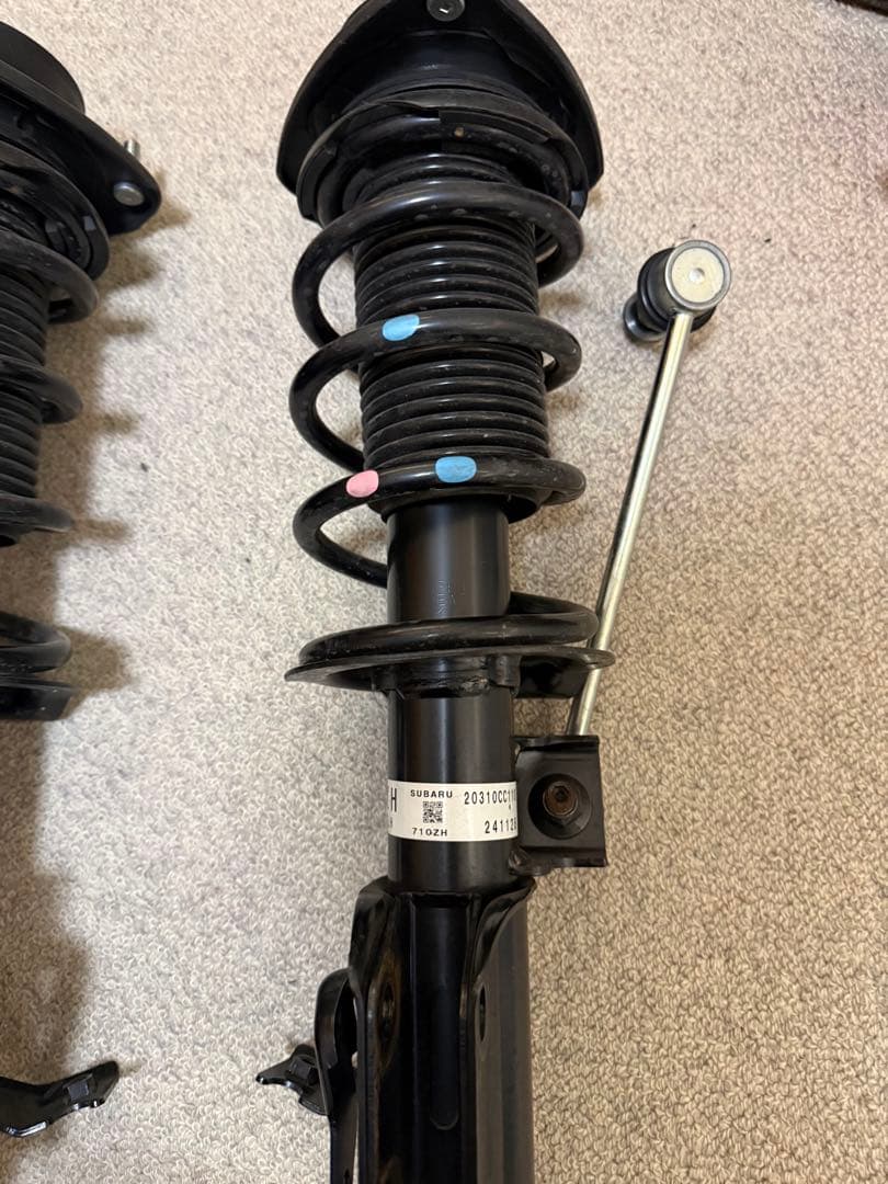 GR86 RZ D型　純正サスペンション