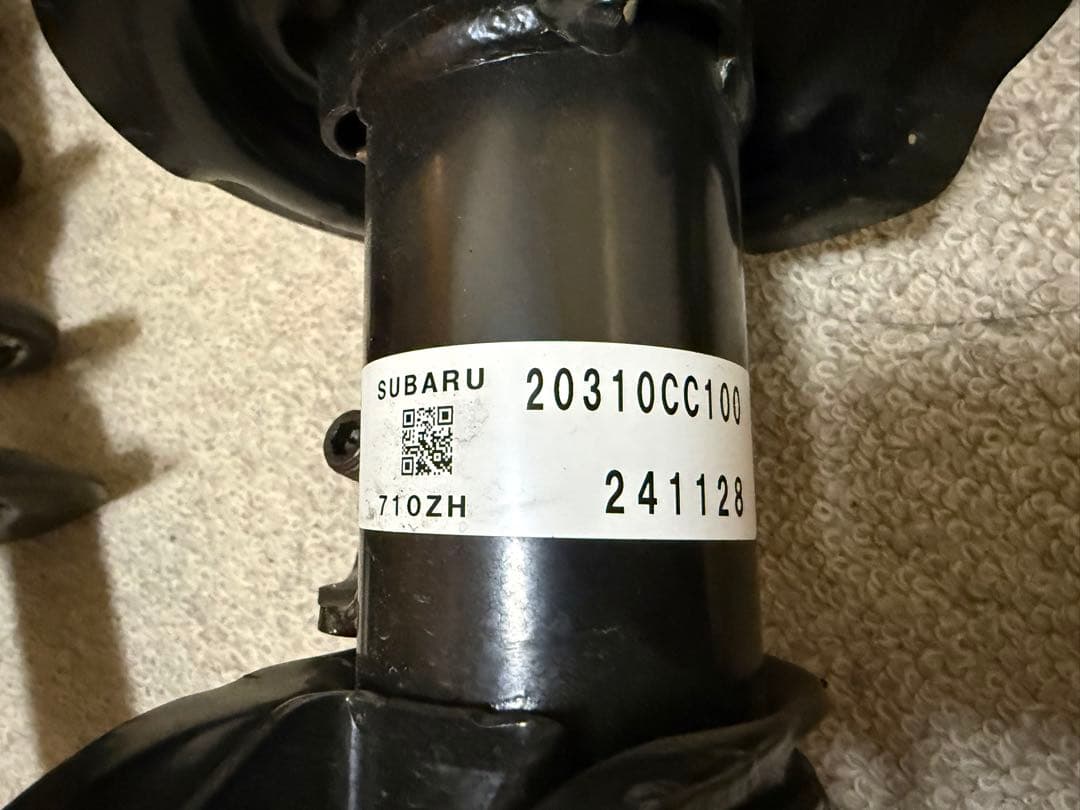 GR86 RZ D型　純正サスペンション