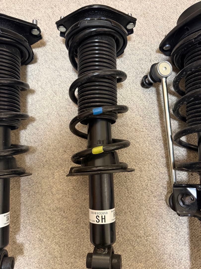 GR86 RZ D型　純正サスペンション