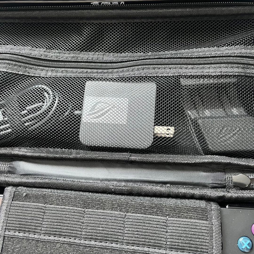 【美品】【ほぼ未使用】ROG Ally X ゲーミングデバイス 本体　ケース付き